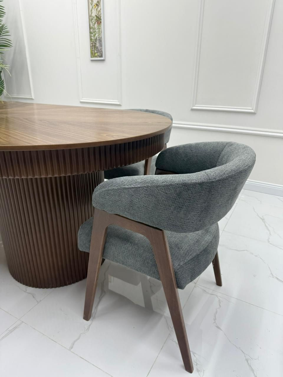 Noble Wood Nerra Luxe Dining Table
