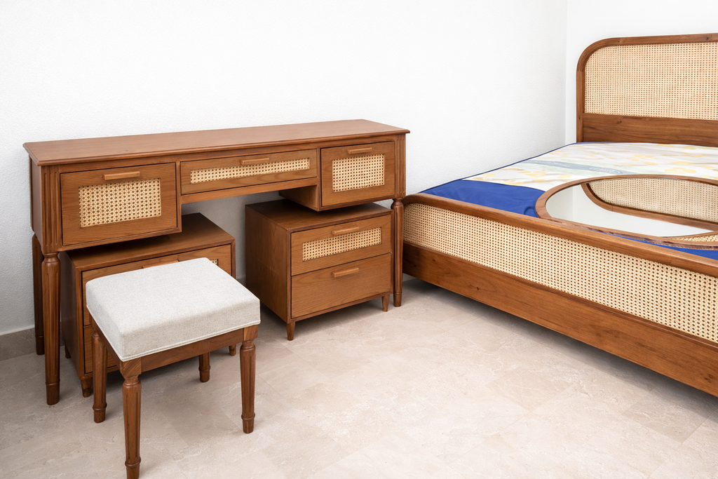 Noble Wood Natural Weave Bed